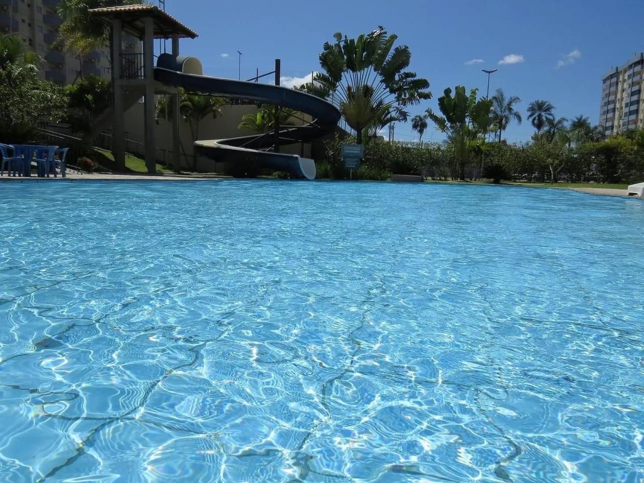 Golden Dolphin Piscinas 24h Caldas Novas